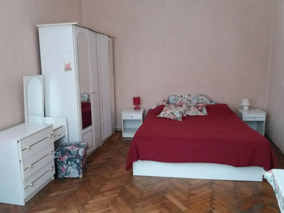 Apartment Kvartira Na B Khmelnytskoho Lviv Ukraine