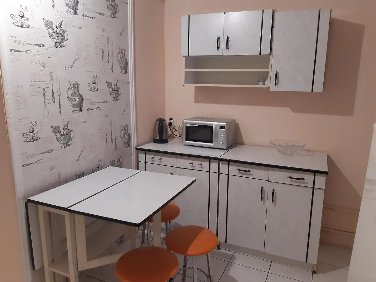 Kvartira Na B Khmelnytskoho Lviv Apartment